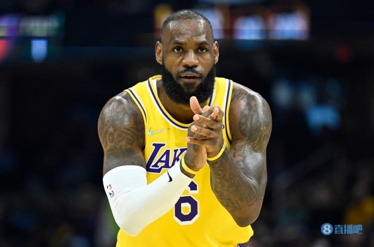 近15年谷歌每年搜索量最高球员：C罗10次断崖领先，梅西仅1次（近15年谷歌年度搜索量最高球员榜：C罗10次一骑绝尘，梅西仅一次登顶）