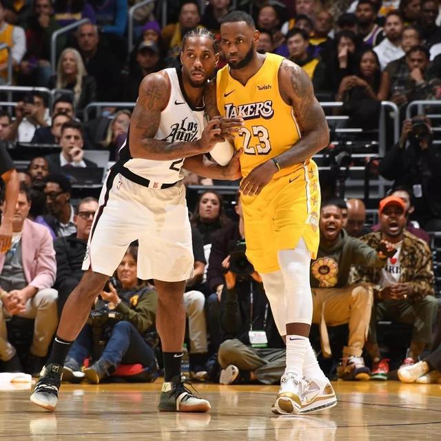 比利亚雷亚尔中场新星崛起：未来的丹尼·帕雷霍和托马斯·帕特（比利亚雷亚尔中场新秀崛起：有望接班帕雷霍与托马斯·帕尔特伊）