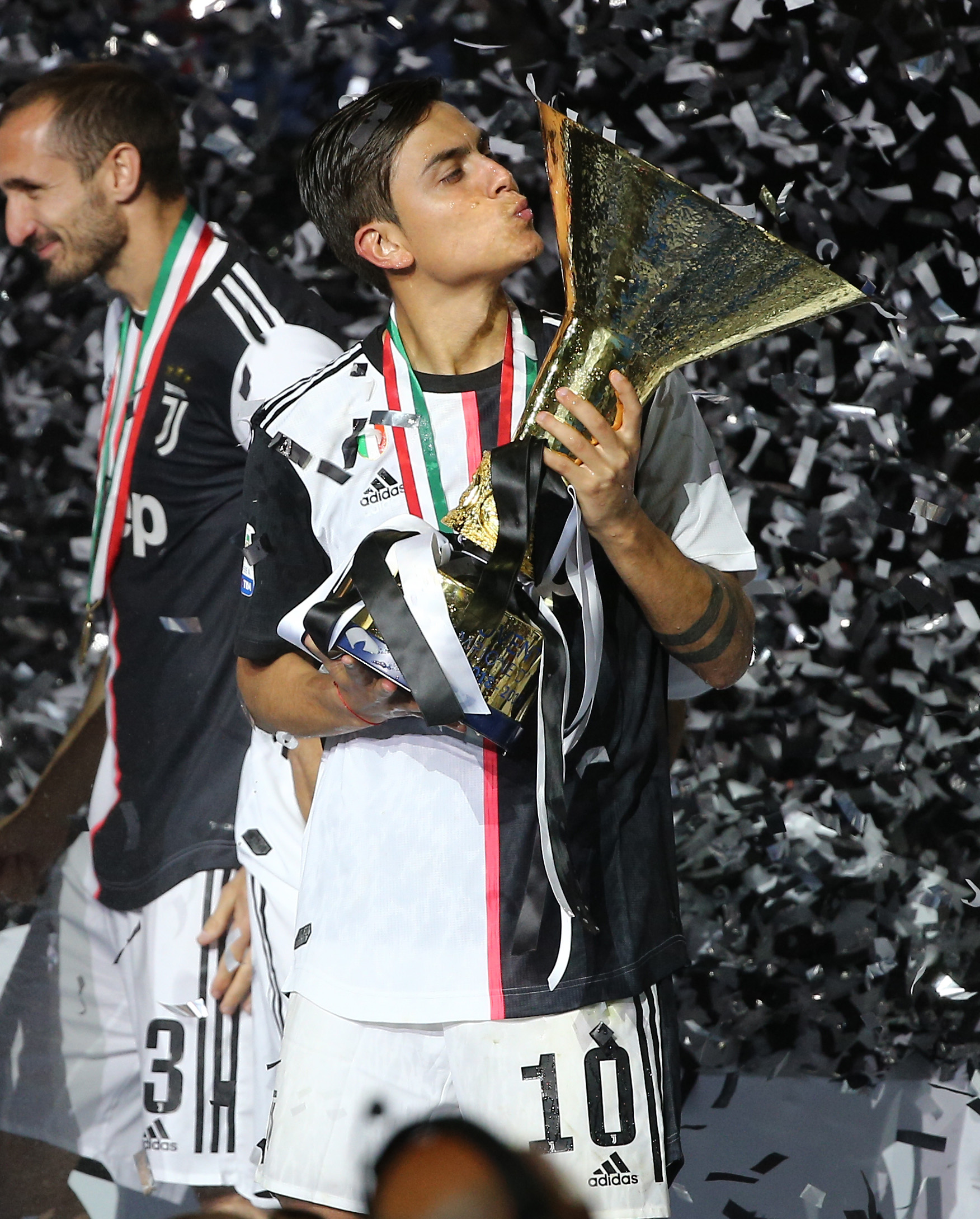 凯恩连续两场欧冠不进球，但近15个欧冠主场斩16球（凯恩欧冠连续两场哑火，近15个欧冠主场已进16球）