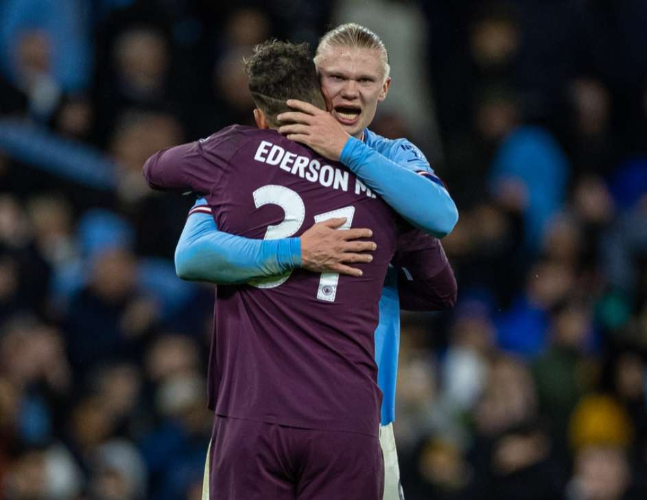 迷你罗助葡萄牙U16夺冠，乔治娜和C罗母亲现场见证（C罗长子助葡萄牙U16封王，乔治娜与C罗母亲到场见证）