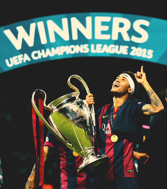 中足联财务约定：球员收取合同外价值超一万元现金或物品需报备（中足联明确财规：球员收受合同外现金或物品超1万元须报备）