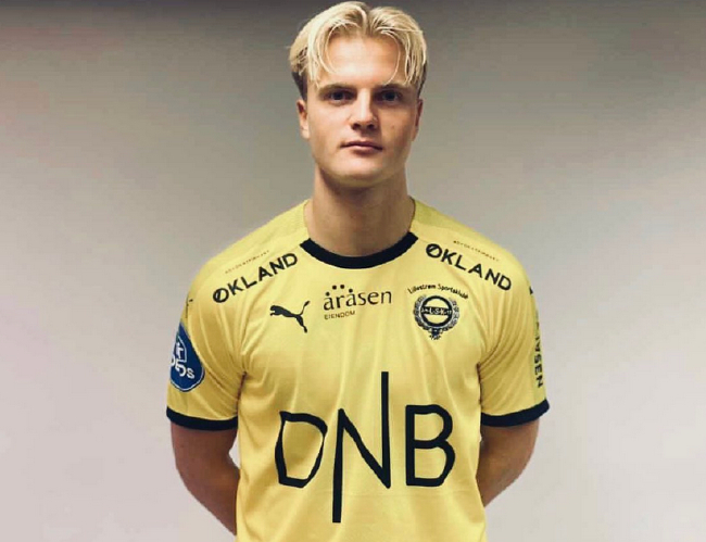 欧联对阵格拉茨风暴，卡拉布里亚打进挑球过人后精彩进球（欧联战格拉茨风暴，卡拉布里亚挑球过人后精彩破门）