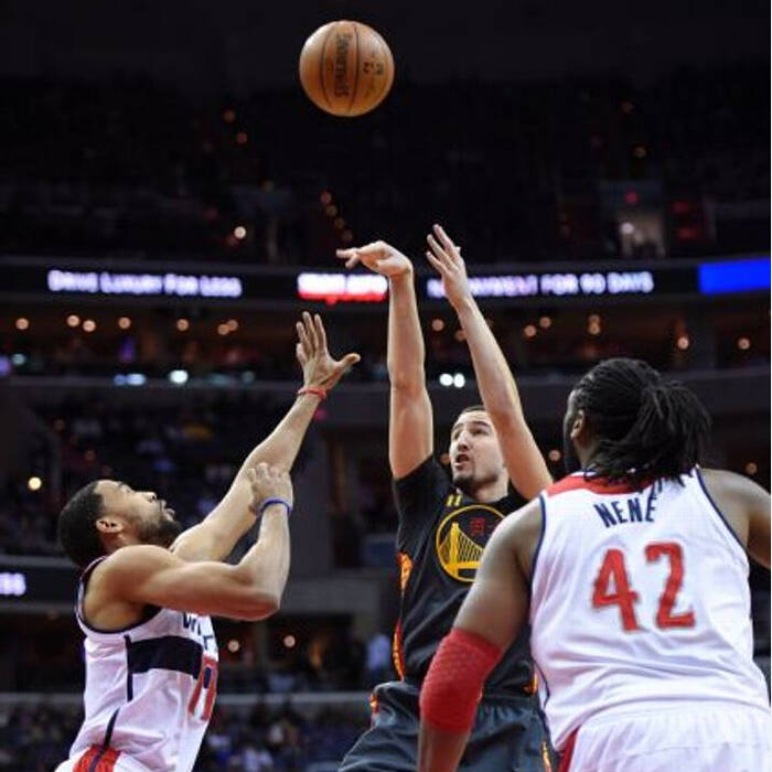 斯科尔斯、卡拉格都认为：哈白布是足球历史上最佳中场组合（斯科尔斯与卡拉格一致认为：哈白布是足坛史上最强中场三人组）