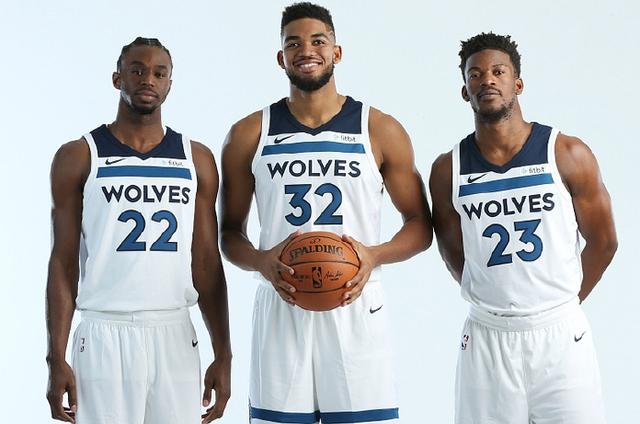 帕夫洛维奇：球队氛围很好，我们都为迈尼昂扑出点球感到高兴（帕夫洛维奇：球队氛围极佳，迈尼昂扑点令全队欣喜）